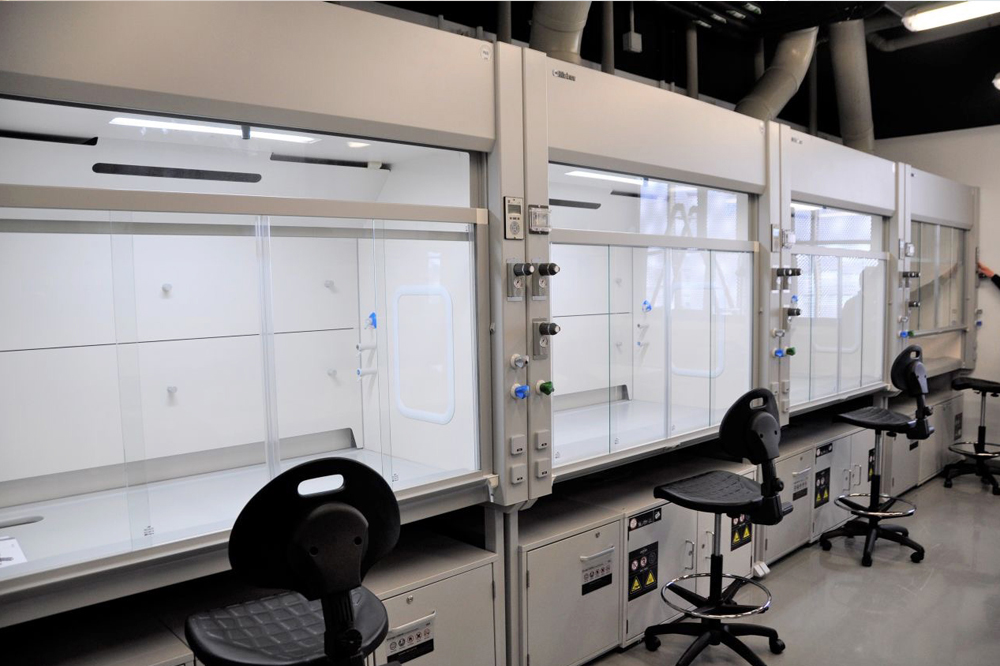 Synthesis laboratory